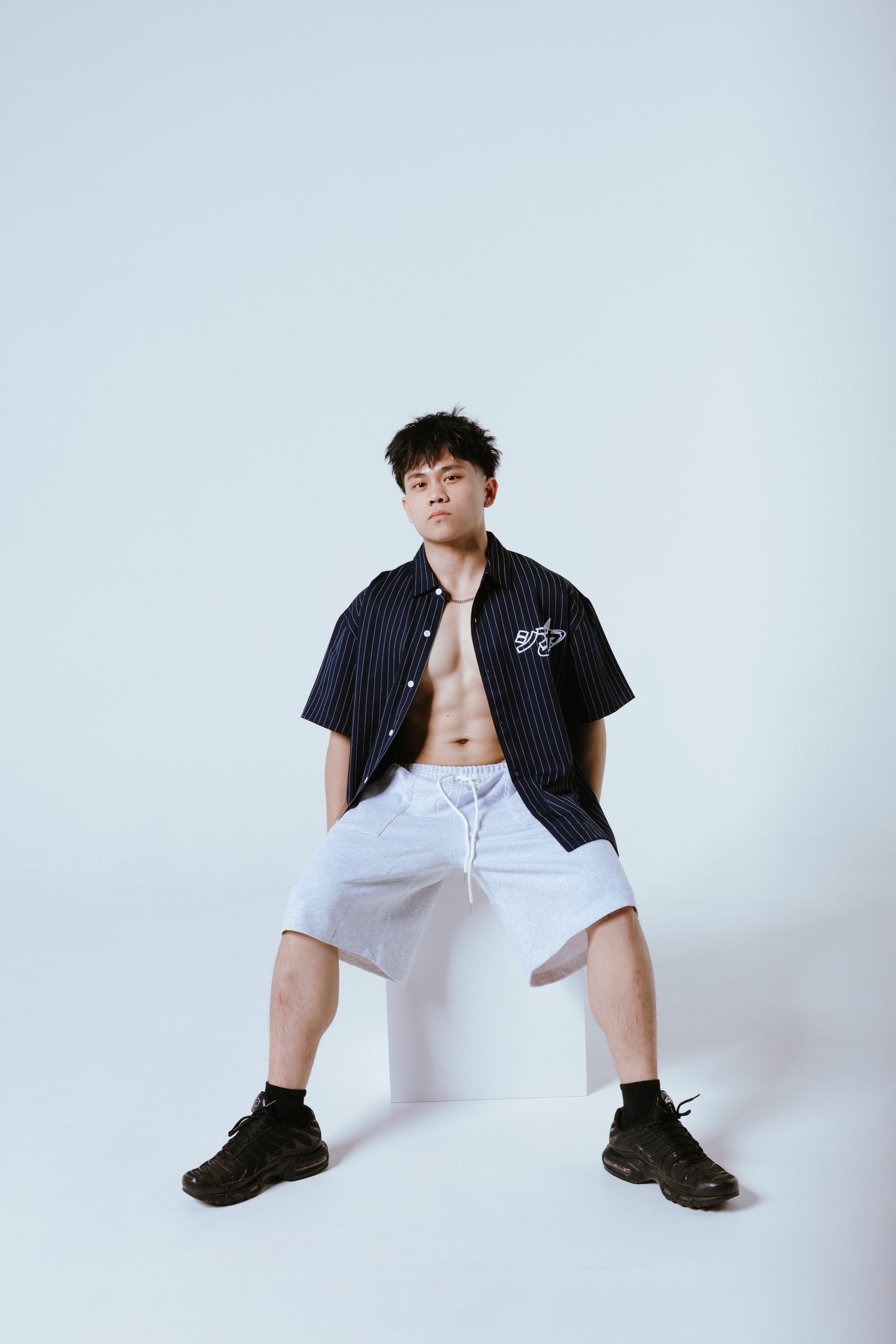 SHIBUYA シブヤ Pinstripe Button-Up Shirt Navy Blue